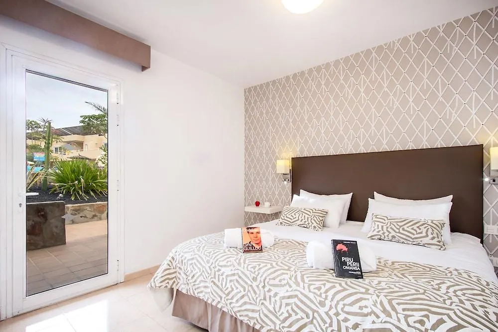 Hotel Arena Suite Corralejo 4*,