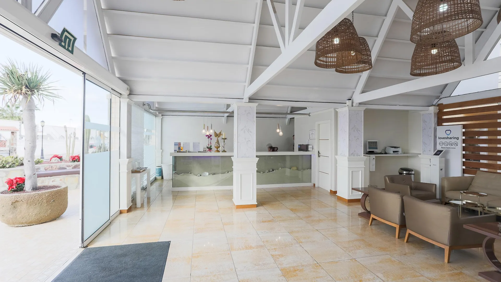 Hotel Arena Suite Corralejo 4*,